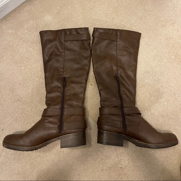 Women’s Riding Boots - Picture 3 of 5
